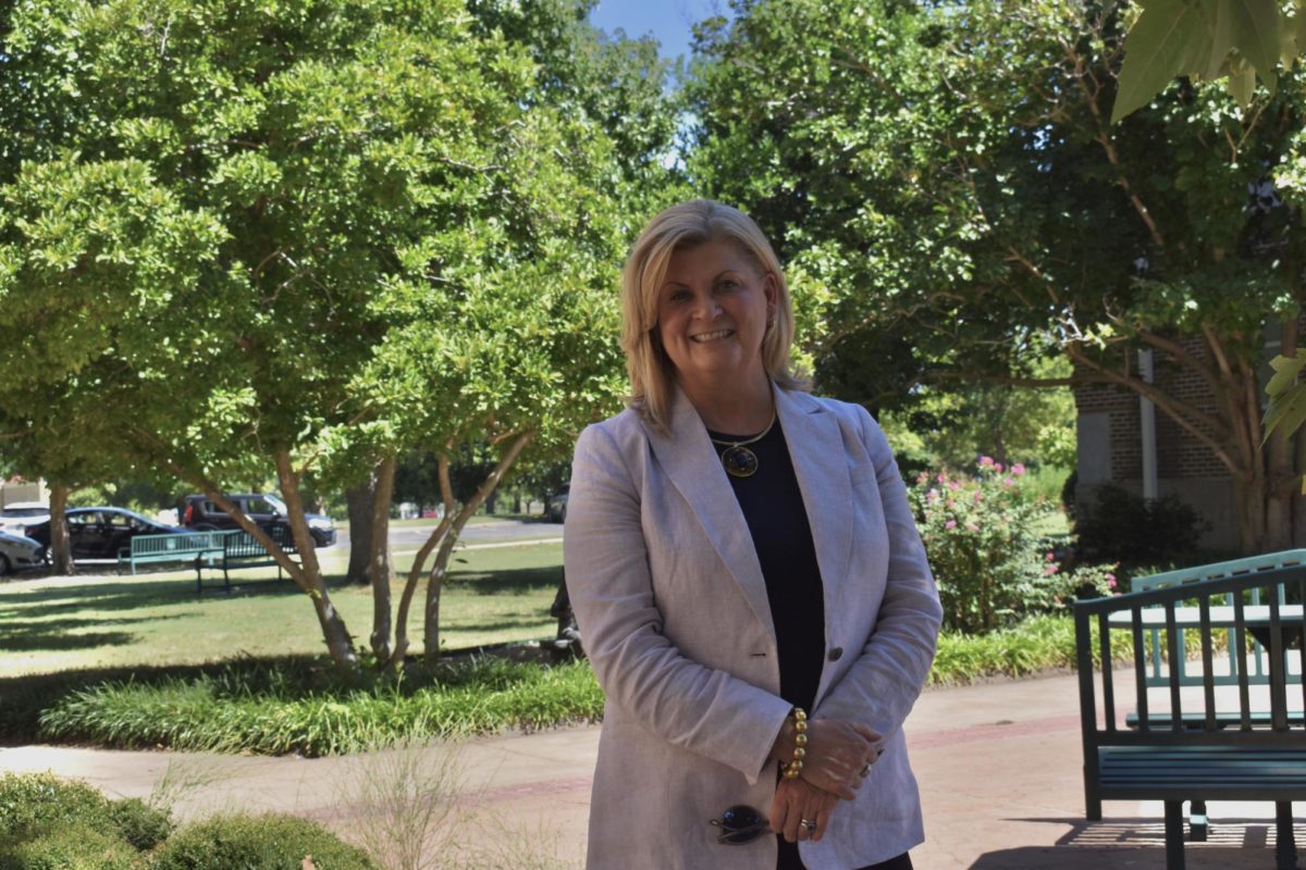 Dr. Hale looks at USAOs campus through new eyes as she settles into her new role. 
