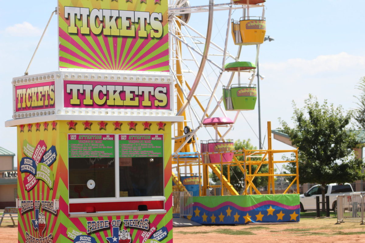 The Grady County Fair, located 500 E Choctaw Ave, is set up and ready for its estimated 12,000-15,000 visitors, including USAOs incoming freshmen.