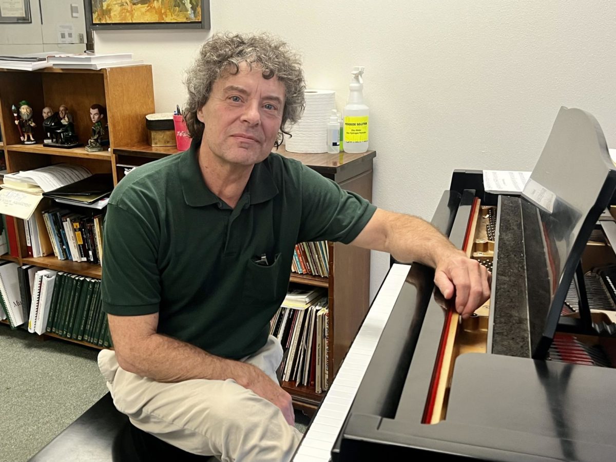 Stephen Weber sits at his piano and talks about the Contemporary Classical Collective and their new album Keys for Peace, which features one of his songs. 